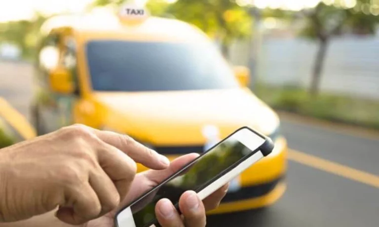 Read more about the article Booking a Taxi: What You Need to Know Before You Go