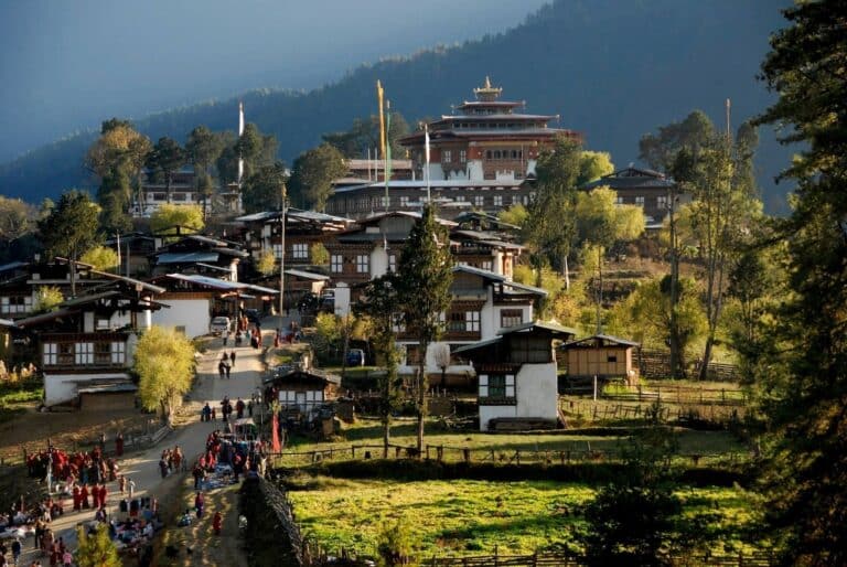 Read more about the article Discovering Bhutan: A Traveler’s Guide to the Land of Happiness
